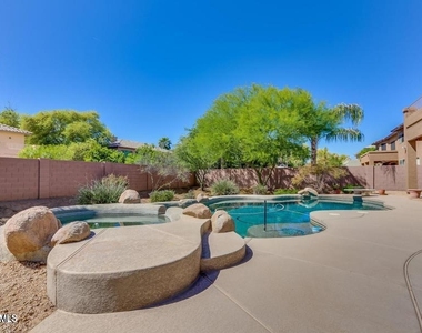 1705 E Coconino Drive - Photo Thumbnail 38