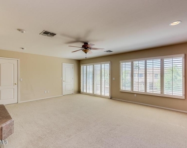 1705 E Coconino Drive - Photo Thumbnail 24