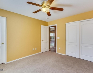 1705 E Coconino Drive - Photo Thumbnail 18