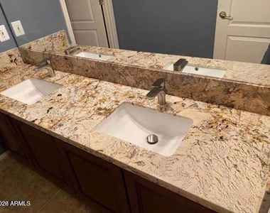 1705 E Coconino Drive - Photo Thumbnail 43