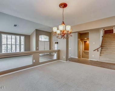 1705 E Coconino Drive - Photo Thumbnail 7