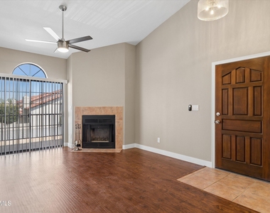 11011 N 92nd Street - Photo Thumbnail 1