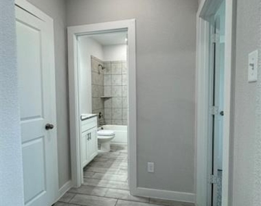 831 Rosebud Trail - Photo Thumbnail 17