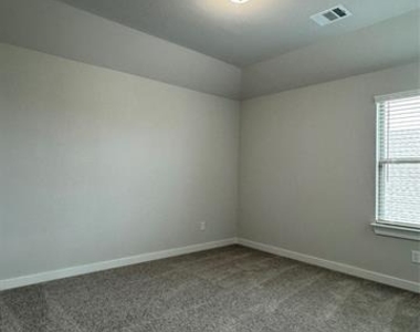 831 Rosebud Trail - Photo Thumbnail 12