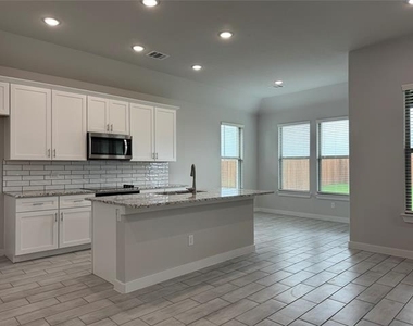 831 Rosebud Trail - Photo Thumbnail 3