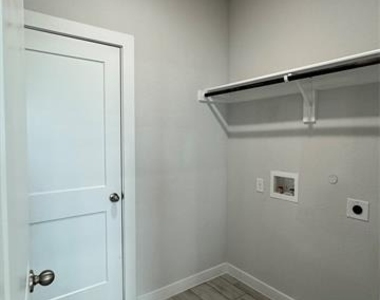 831 Rosebud Trail - Photo Thumbnail 23