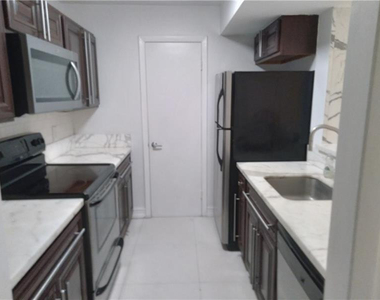 4261 W Mcnab Road - Photo Thumbnail 5