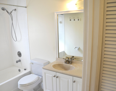 3355 Jaywood Terrace - Photo Thumbnail 46