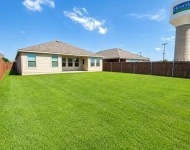 3903 Pioneer Drive - Photo Thumbnail 17