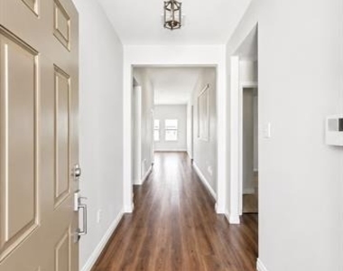 3903 Pioneer Drive - Photo Thumbnail 2