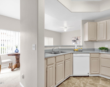 13700 N Fountain Hills Boulevard - Photo Thumbnail 11