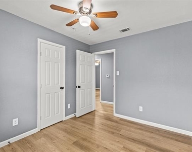 108 Cook Street - Photo Thumbnail 16