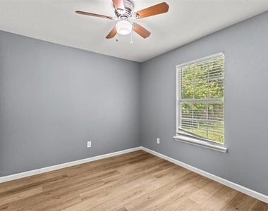 108 Cook Street - Photo Thumbnail 19
