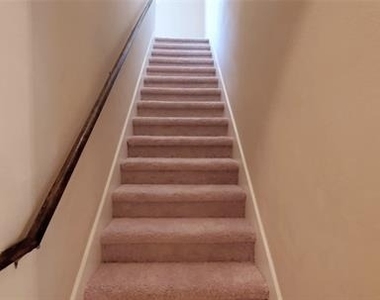 133 Oriole Drive - Photo Thumbnail 15