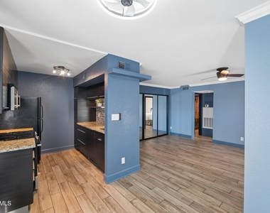 3600 N Hayden Road - Photo Thumbnail 8