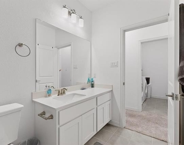 7546 Edgeware Road - Photo Thumbnail 7