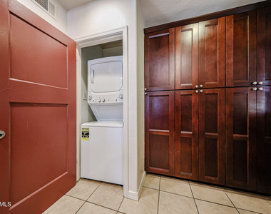 2616 N 8th Street - Photo Thumbnail 9