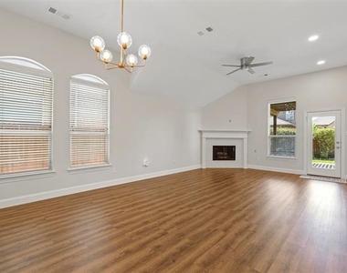 3628 Jockey Drive - Photo Thumbnail 12
