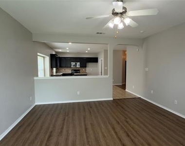 14005 Silkwood Drive - Photo Thumbnail 7