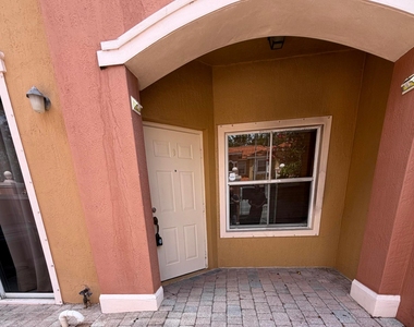 765 Sw 107th Avenue - Photo Thumbnail 1