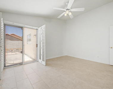 4626 E Charleston Avenue - Photo Thumbnail 15