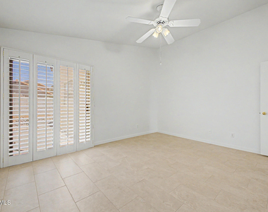 4626 E Charleston Avenue - Photo Thumbnail 14