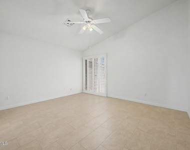 4626 E Charleston Avenue - Photo Thumbnail 12