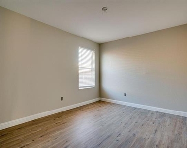 128 Ringneck Drive - Photo Thumbnail 13