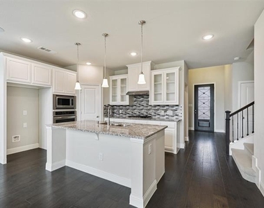 9920 Bitterroot Drive - Photo Thumbnail 2