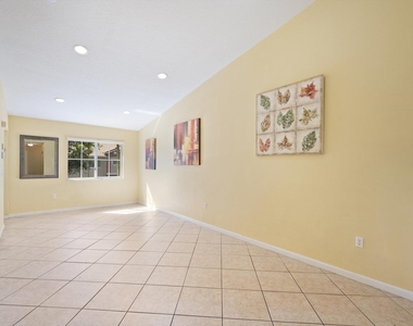 3504 Briar Bay Boulevard - Photo Thumbnail 3