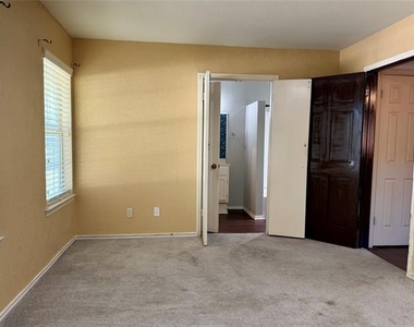 3205 18th Street - Photo Thumbnail 12