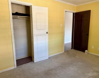 3205 18th Street - Photo Thumbnail 17