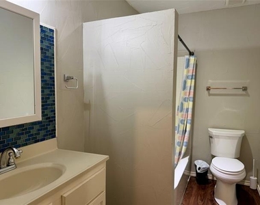 3205 18th Street - Photo Thumbnail 14
