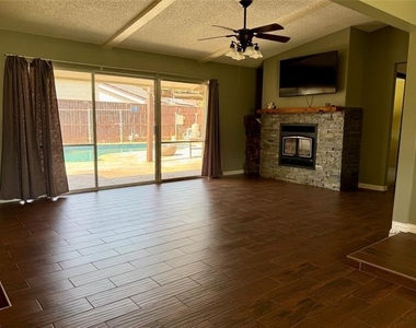 3205 18th Street - Photo Thumbnail 5