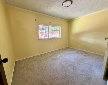3205 18th Street - Photo Thumbnail 15