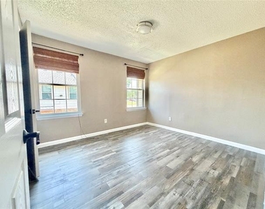 8001 Rothington Road - Photo Thumbnail 11