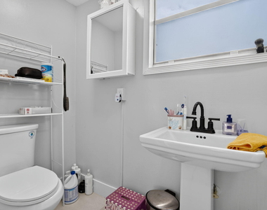 2465 Taylor Street - Photo Thumbnail 21