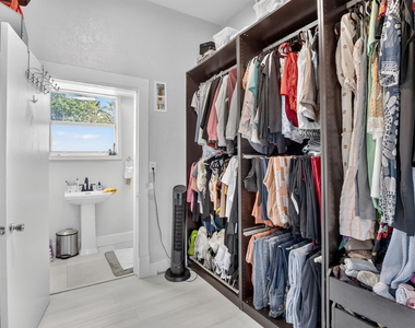 2465 Taylor Street - Photo Thumbnail 19