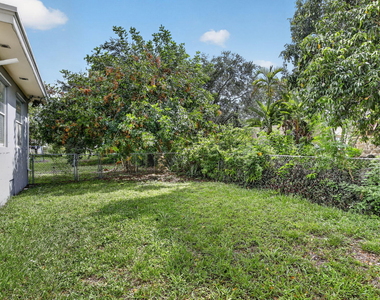2465 Taylor Street - Photo Thumbnail 29