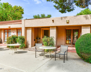 3131 W Cochise Drive - Photo Thumbnail 23