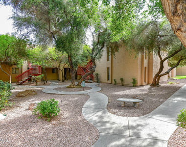 3131 W Cochise Drive - Photo Thumbnail 24