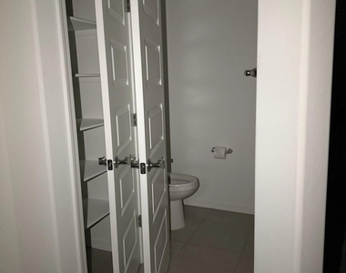 8905 W Orange Drive - Photo Thumbnail 22