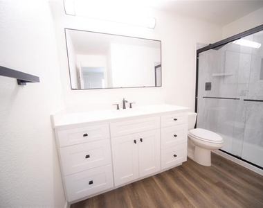 3233 S University Drive - Photo Thumbnail 33