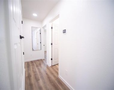 3233 S University Drive - Photo Thumbnail 29