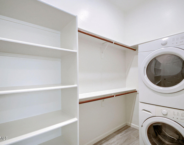 10443 W Nosean Road - Photo Thumbnail 7