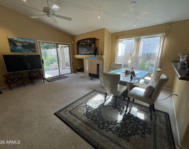 10460 E Hillery Drive - Photo Thumbnail 1