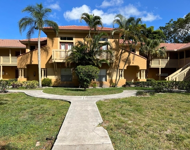 4751 Via Palm Lakes - Photo Thumbnail 1