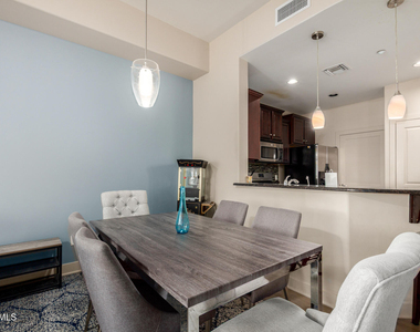 945 E Playa Del Norte Drive - Photo Thumbnail 6