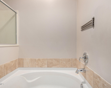 945 E Playa Del Norte Drive - Photo Thumbnail 14
