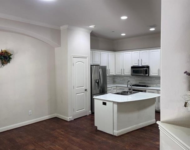 5717 Pantheon Court - Photo Thumbnail 6